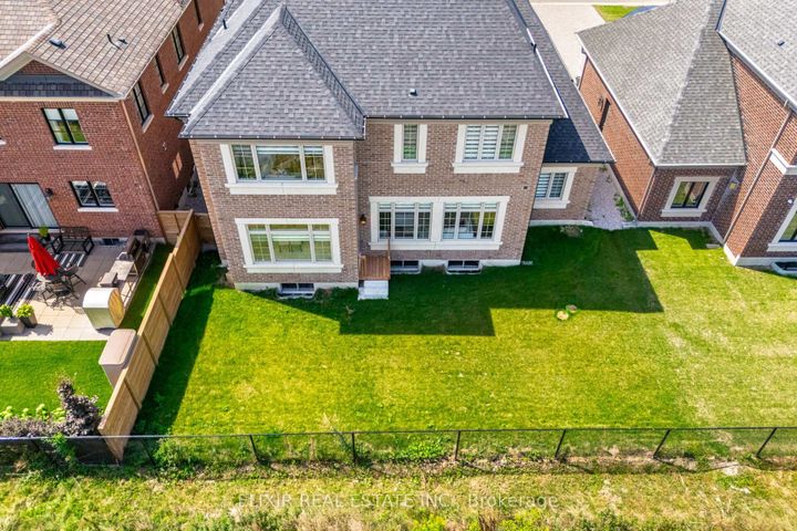 Photo 46 at 33 Sculpture Garden Lane, Kleinburg, Vaughan