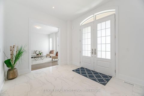 Photo 7 at 33 Sculpture Garden Lane, Kleinburg, Vaughan