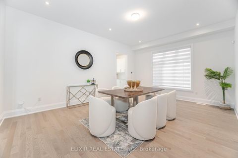 Photo 10 at 33 Sculpture Garden Lane, Kleinburg, Vaughan