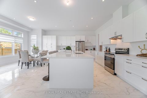 Photo 13 at 33 Sculpture Garden Lane, Kleinburg, Vaughan