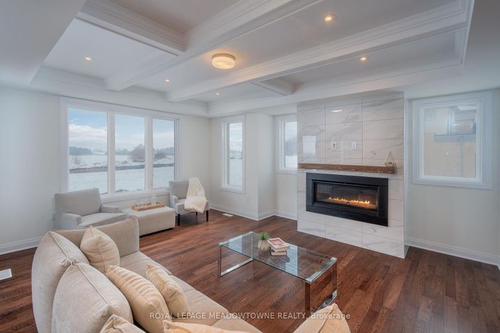 Photo 7 at 68 Spiritwood Way, Northwest Brampton, Brampton