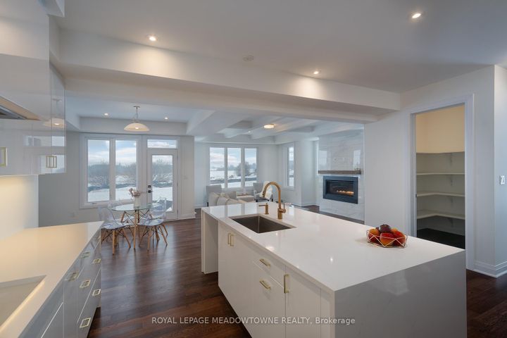 Photo 13 at 68 Spiritwood Way, Northwest Brampton, Brampton