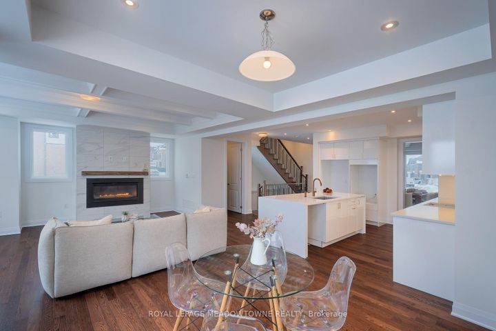 Photo 14 at 68 Spiritwood Way, Northwest Brampton, Brampton