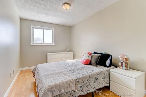 Photo 17 at 9 Loscombe Drive, Bowmanville, Clarington