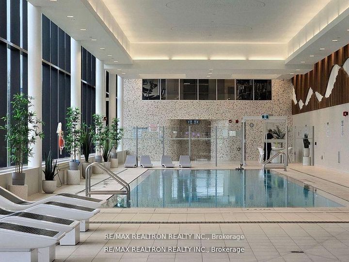 Photo 31 at Th515 - 95 McMahon Drive, Bayview Village, Toronto