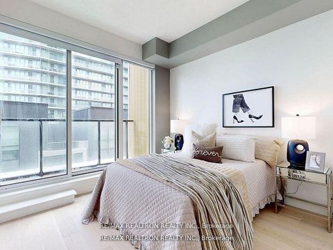 Photo 19 at Th515 - 95 McMahon Drive, Bayview Village, Toronto