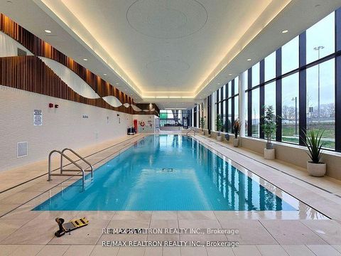 Photo 30 at Th515 - 95 McMahon Drive, Bayview Village, Toronto