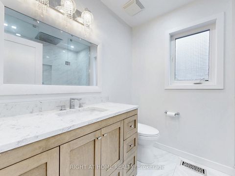 Photo 35 at 26 Carnoustie Crescent, Jefferson, Richmond Hill