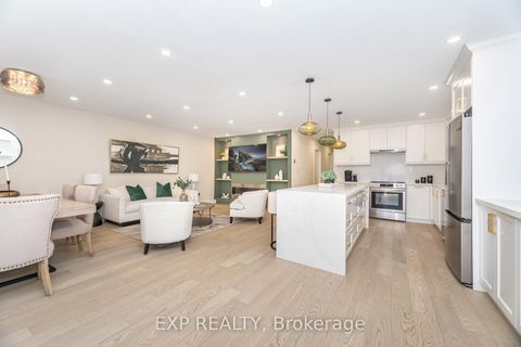 Photo 6 at 7 Boyne Highlands Court, Concord, Vaughan