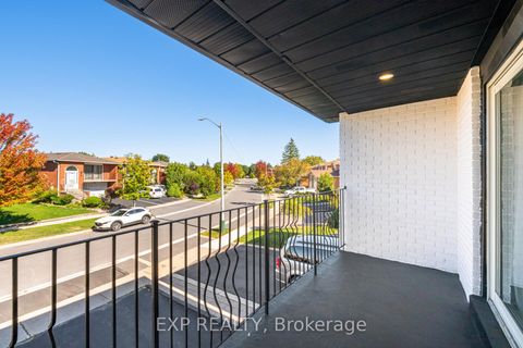 Photo 16 at 7 Boyne Highlands Court, Concord, Vaughan