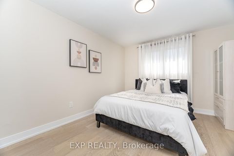 Photo 18 at 7 Boyne Highlands Court, Concord, Vaughan