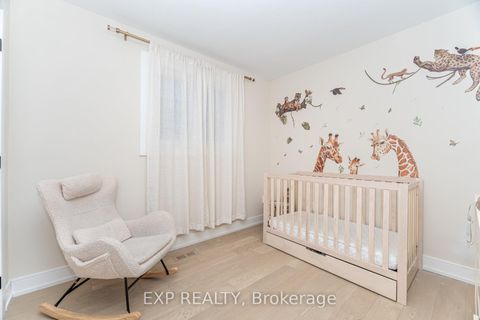 Photo 24 at 7 Boyne Highlands Court, Concord, Vaughan