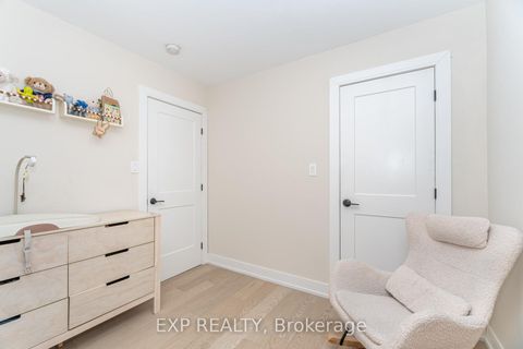 Photo 25 at 7 Boyne Highlands Court, Concord, Vaughan