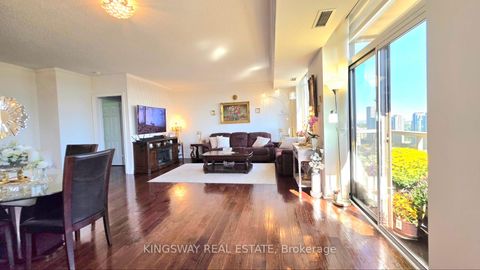 Photo 3 at 3009 - 3880 Duke Of York Boulevard, City Centre, Mississauga