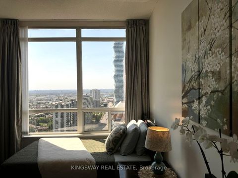 Photo 16 at 3009 - 3880 Duke Of York Boulevard, City Centre, Mississauga