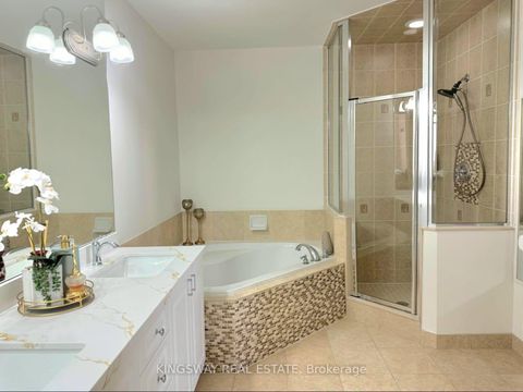 Photo 24 at 3009 - 3880 Duke Of York Boulevard, City Centre, Mississauga