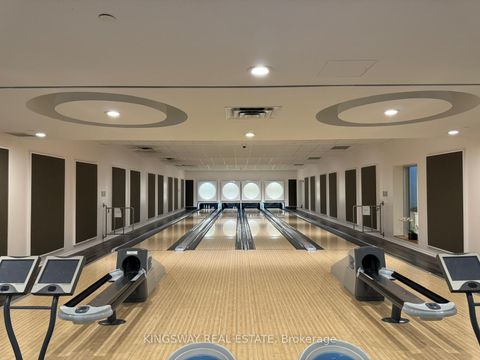 Photo 30 at 3009 - 3880 Duke Of York Boulevard, City Centre, Mississauga