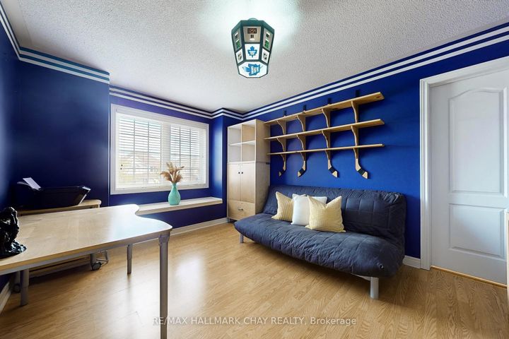 Photo 20 at 76 Cobblestone Court, Wellington, Brampton