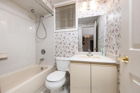 Photo 42 at 27 Addison Street, North Richvale, Richmond Hill