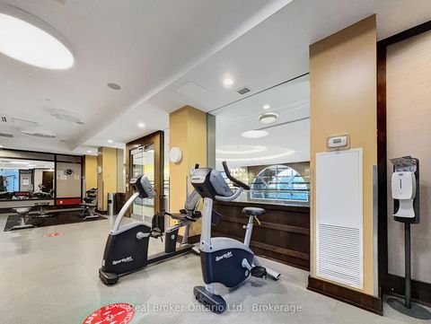 Photo 16 at 1724 - 2 Eva Road, Etobicoke West Mall, Toronto