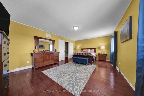 Photo 25 at 2300 Bridle Road, Windfields, Oshawa