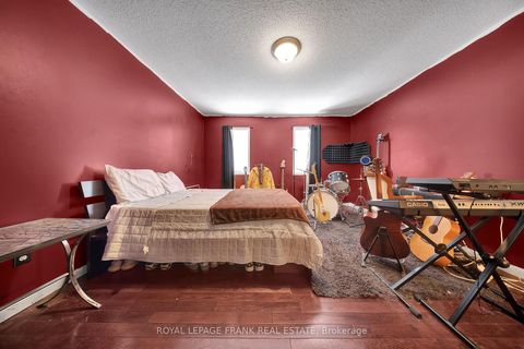 Photo 30 at 2300 Bridle Road, Windfields, Oshawa