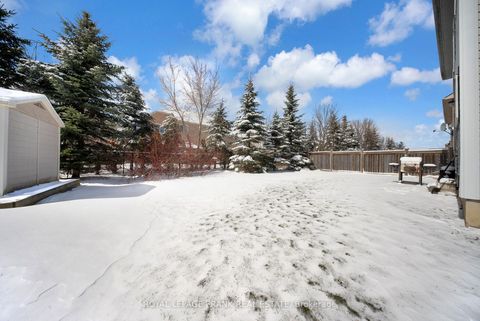 Photo 39 at 2300 Bridle Road, Windfields, Oshawa