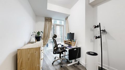 Photo 11 at 313 - 38 The Esplanade, Waterfront Communities C8, Toronto