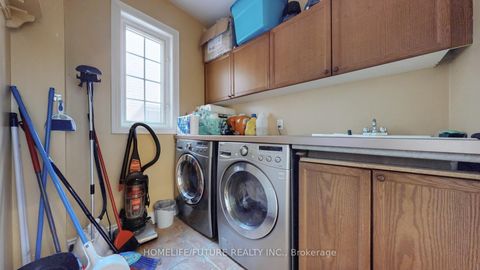 Photo 15 at 968 Coyston Drive, Eastdale, Oshawa