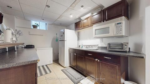 Photo 33 at 968 Coyston Drive, Eastdale, Oshawa