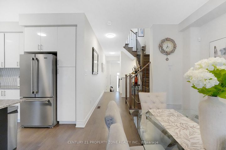 Photo 13 at 477 Izumi Gate, FO Ford, Milton