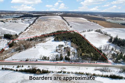 Photo 0 at 2553 County Road 42, Rural Clearview, Clearview