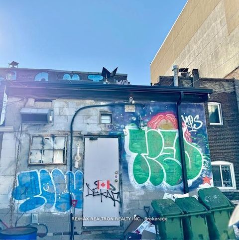 Photo 22 at 1620 Bloor Street W, High Park North, Toronto