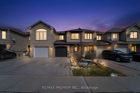 Photo 0 at 15 Michelle Drive, East Woodbridge, Vaughan