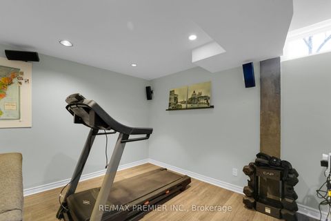 Photo 32 at 15 Michelle Drive, East Woodbridge, Vaughan