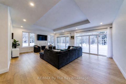 Photo 9 at 7881 Poplar Side Road, Rural Clearview, Clearview