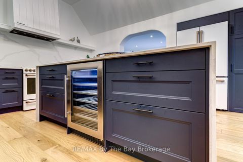 Photo 12 at 7881 Poplar Side Road, Rural Clearview, Clearview