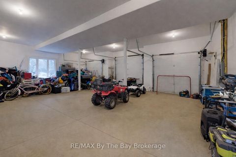 Photo 38 at 7881 Poplar Side Road, Rural Clearview, Clearview