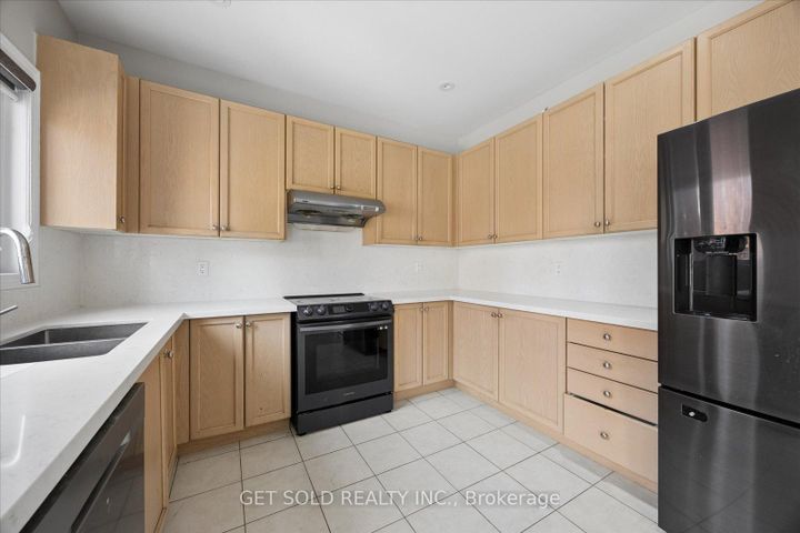 Photo 9 at 25 Mountain Gorge Road, Wellington, Brampton