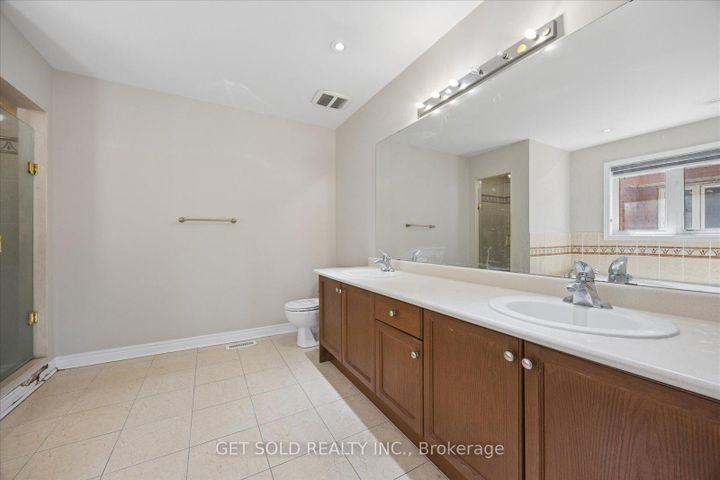 Photo 21 at 25 Mountain Gorge Road, Wellington, Brampton