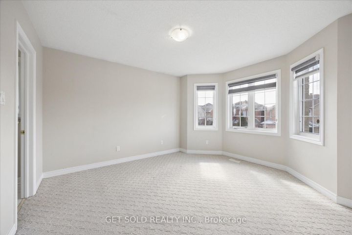 Photo 23 at 25 Mountain Gorge Road, Wellington, Brampton