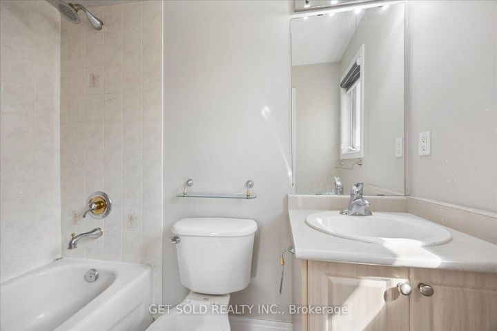 Photo 25 at 25 Mountain Gorge Road, Wellington, Brampton