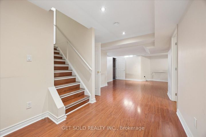 Photo 33 at 25 Mountain Gorge Road, Wellington, Brampton