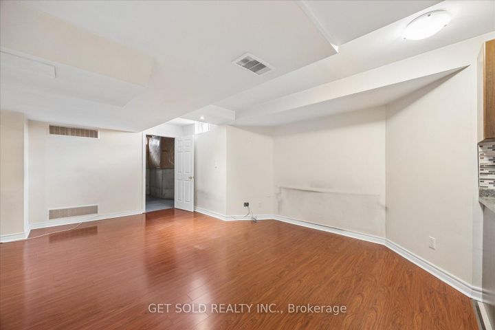 Photo 38 at 25 Mountain Gorge Road, Wellington, Brampton