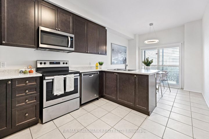 Photo 11 at 283 Skinner Road, Waterdown, Hamilton