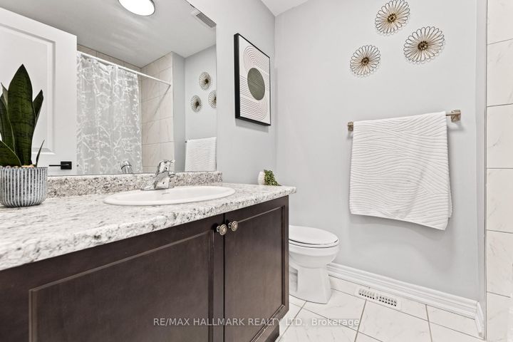 Photo 17 at 283 Skinner Road, Waterdown, Hamilton