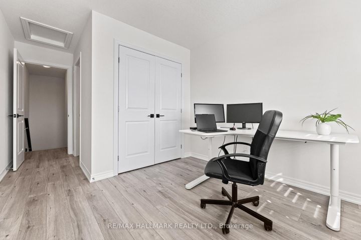 Photo 23 at 283 Skinner Road, Waterdown, Hamilton