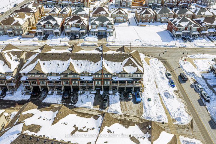 Photo 25 at 283 Skinner Road, Waterdown, Hamilton