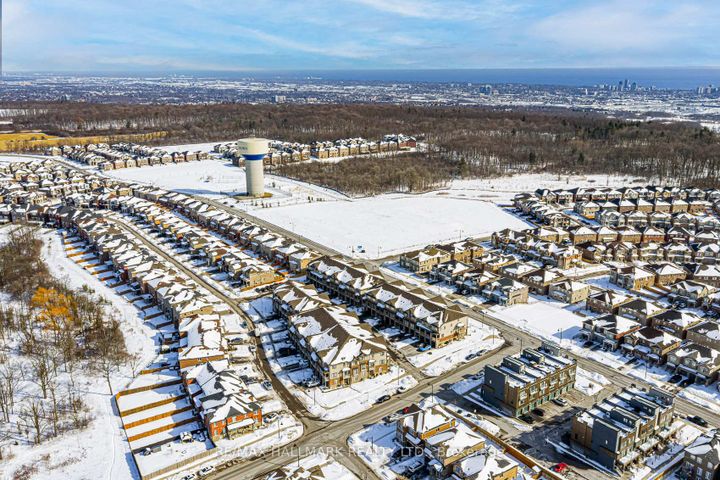 Photo 26 at 283 Skinner Road, Waterdown, Hamilton