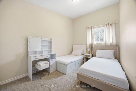 Photo 30 at 24 - 1673 Albion Road, Clairville, Toronto